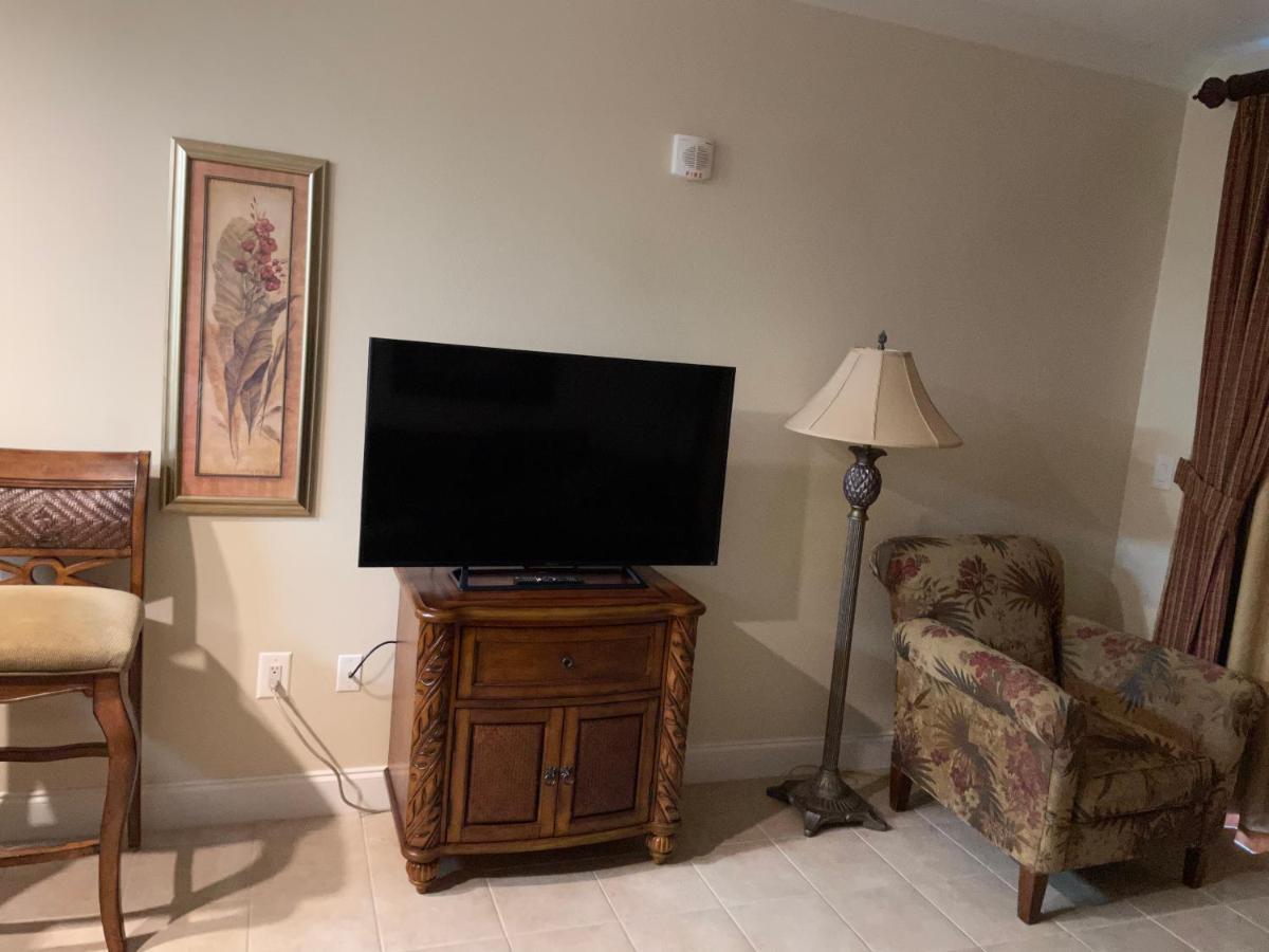 Disney Just 1 And A Quarter Mile Away, Blue Heron 1 Room 2 Bath,Amenities,6 Guests, Walk To Restaurants, No Fees At Check In Orlando Zewnętrze zdjęcie